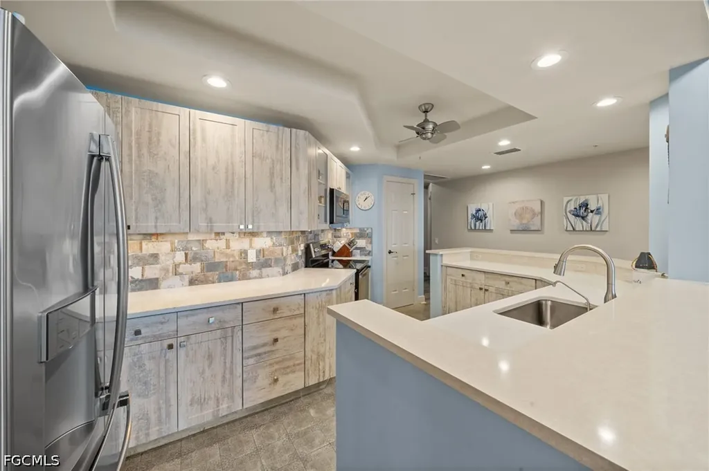 2743 1st Street Fort Myers FL 33916