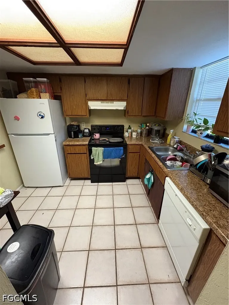 7582-7586 Carrier Road Fort Myers FL 33967