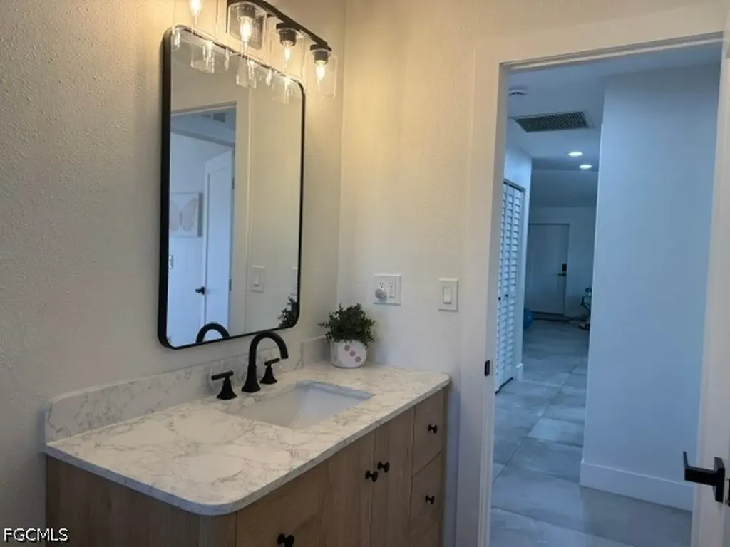 27541 Suffridge Drive Bonita Springs FL 34135