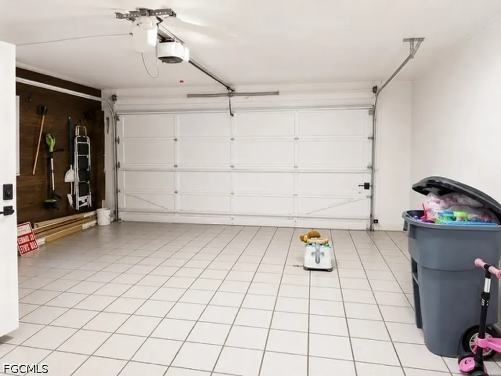 27541 Suffridge Drive Bonita Springs FL 34135