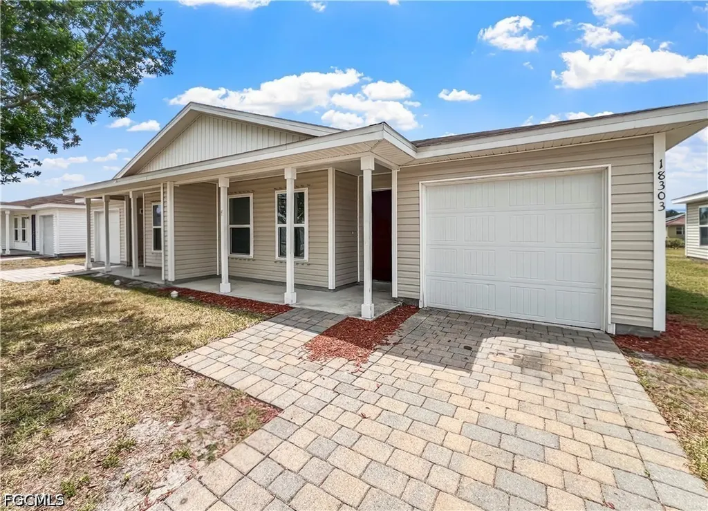 18303 Gibraltar Lane Lehigh Acres FL 33936