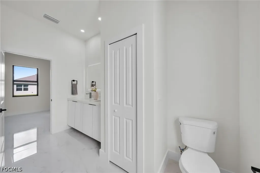 2903 NW 3rd Street Cape Coral FL 33993