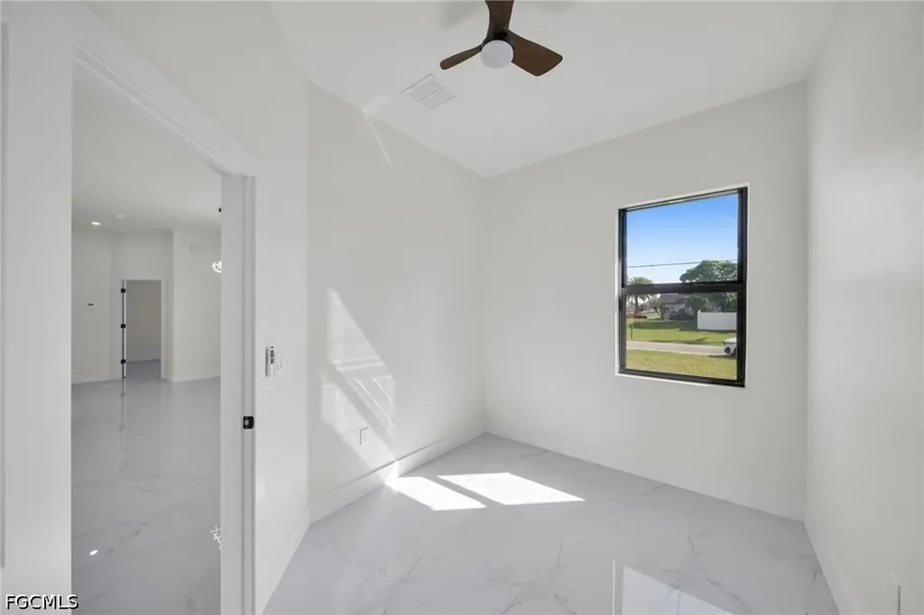 2903 NW 3rd Street Cape Coral FL 33993