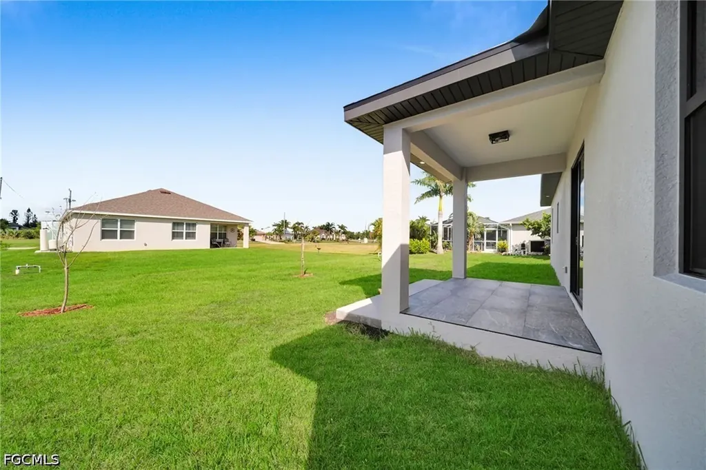2903 NW 3rd Street Cape Coral FL 33993
