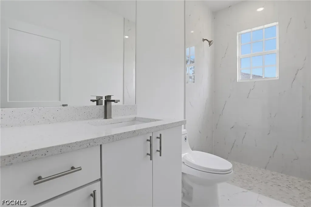 4710 27th Street SW Lehigh Acres FL 33973
