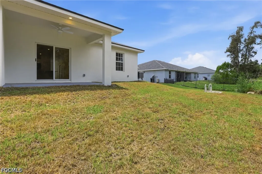 4710 27th Street SW Lehigh Acres FL 33973