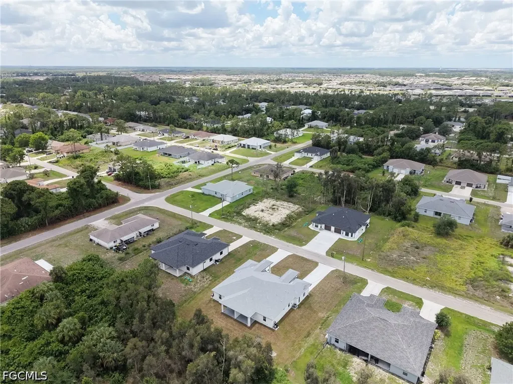 4710 27th Street SW Lehigh Acres FL 33973