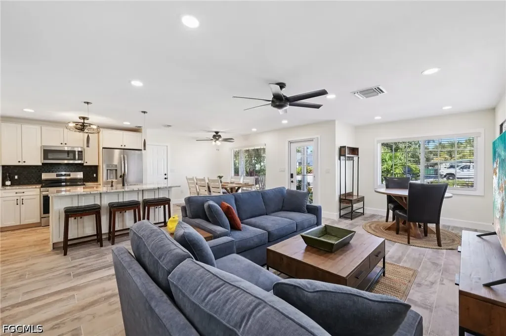 210 Hibiscus Drive Fort Myers Beach FL 33931