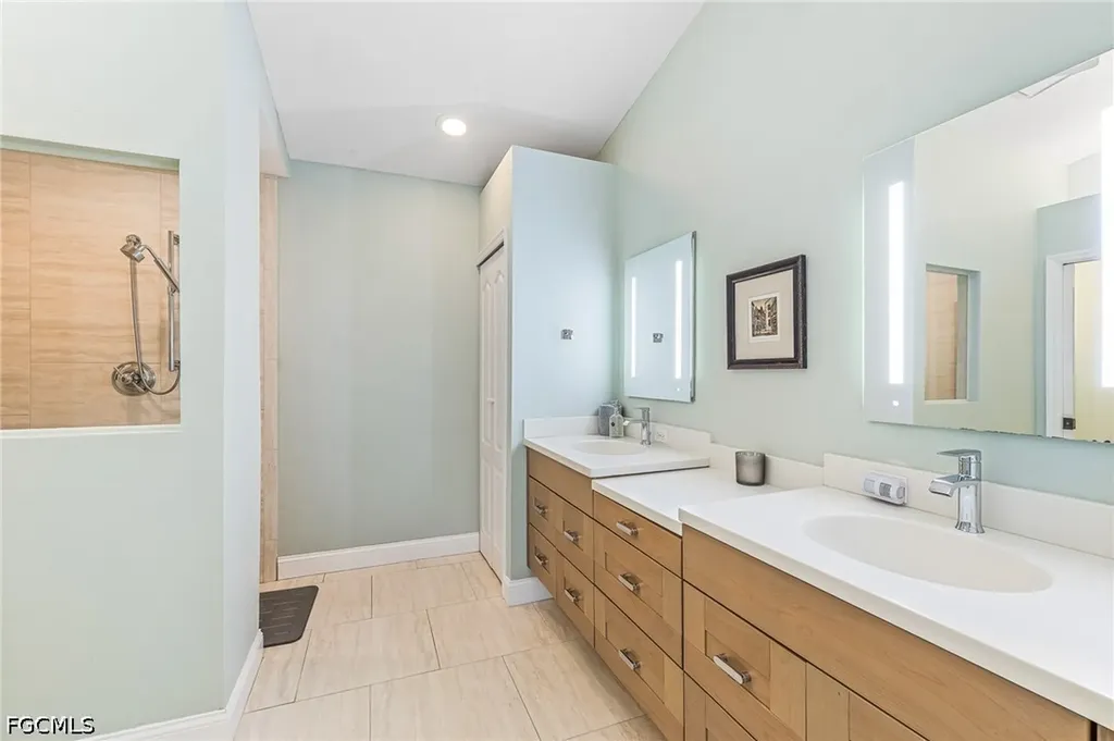 14561 Old Hickory Boulevard Fort Myers FL 33912