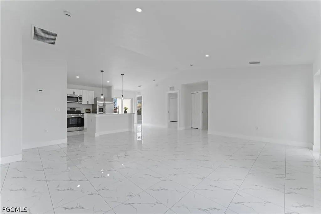 3403 41st Street SW Lehigh Acres FL 33976