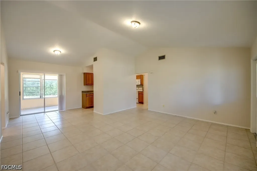 1315 SE 33rd Terrace Cape Coral FL 33904