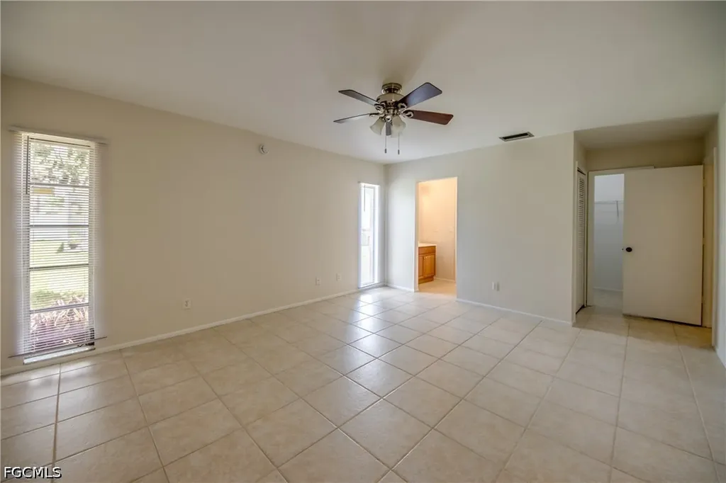 1315 SE 33rd Terrace Cape Coral FL 33904