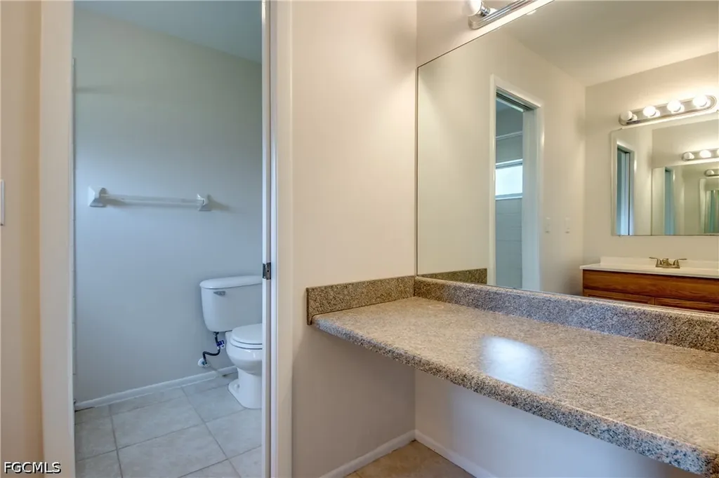 1315 SE 33rd Terrace Cape Coral FL 33904