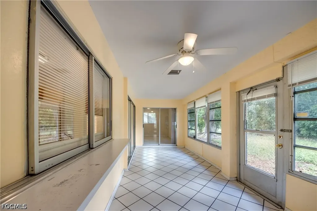 1315 SE 33rd Terrace Cape Coral FL 33904