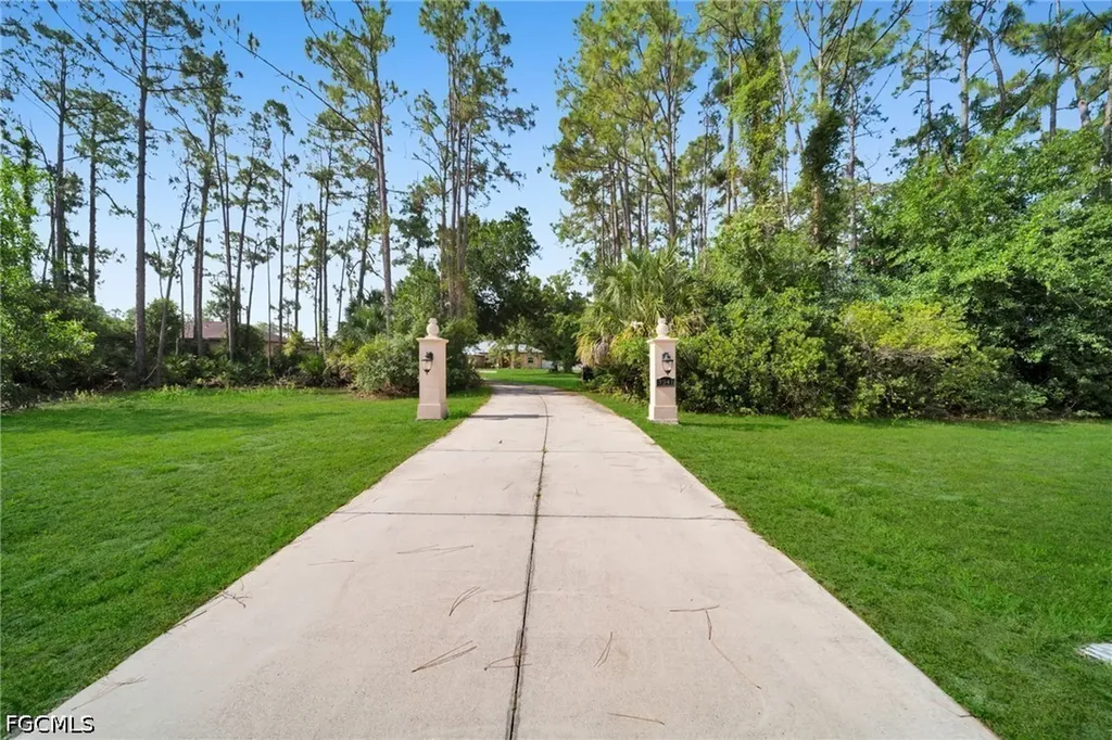 3241 Tropicaire Boulevard North Port FL 34286