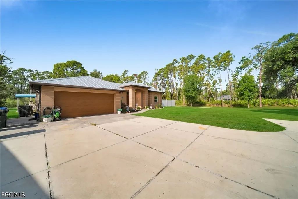 3241 Tropicaire Boulevard North Port FL 34286
