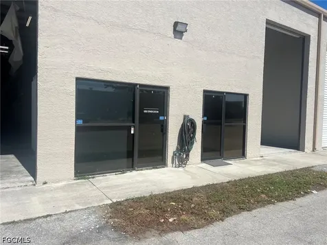 908 NE 24th Lane Cape Coral FL 33909