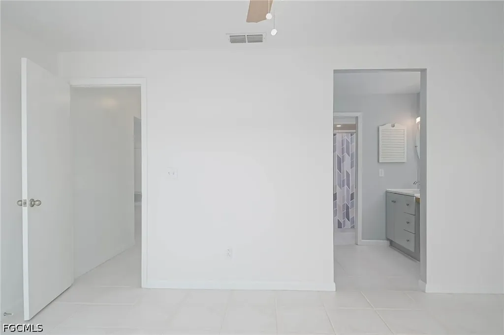 9833 Maplecrest Circle Lehigh Acres FL 33936