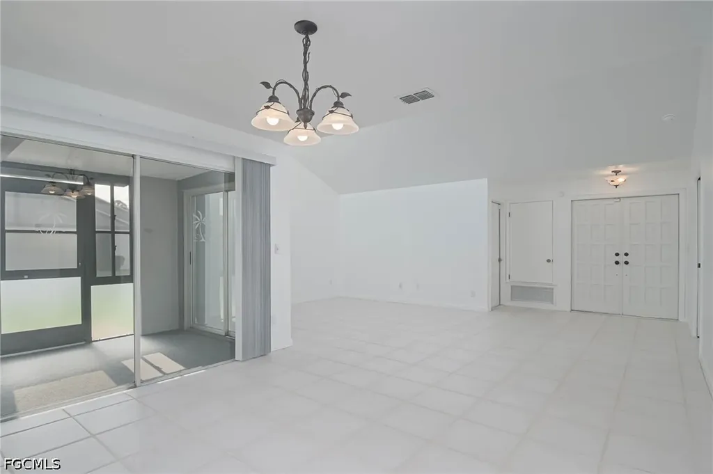 9833 Maplecrest Circle Lehigh Acres FL 33936