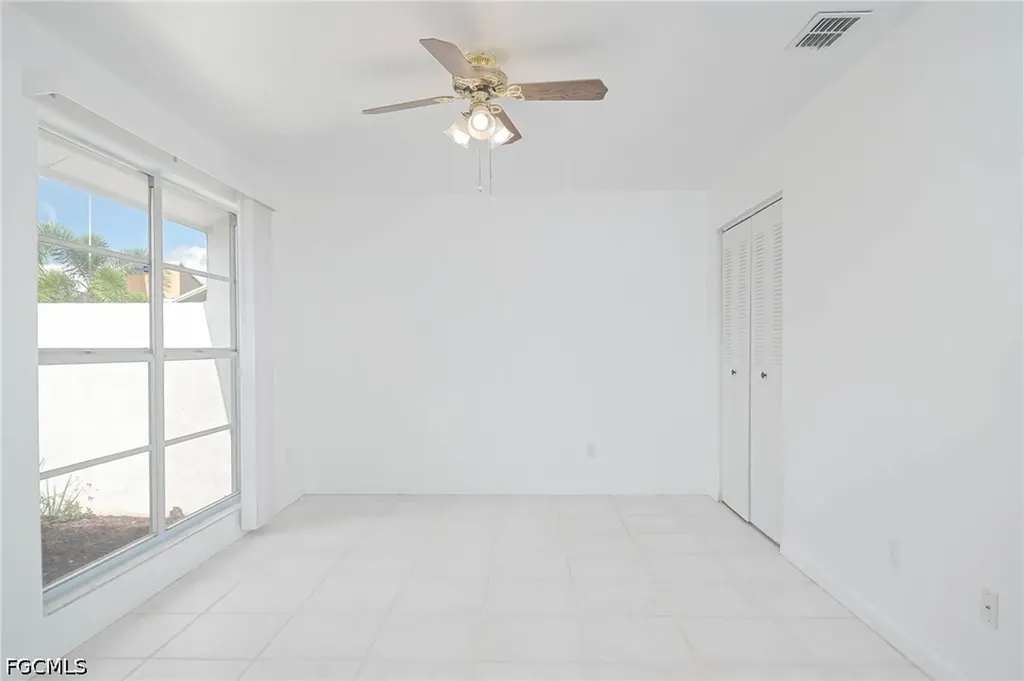 9833 Maplecrest Circle Lehigh Acres FL 33936
