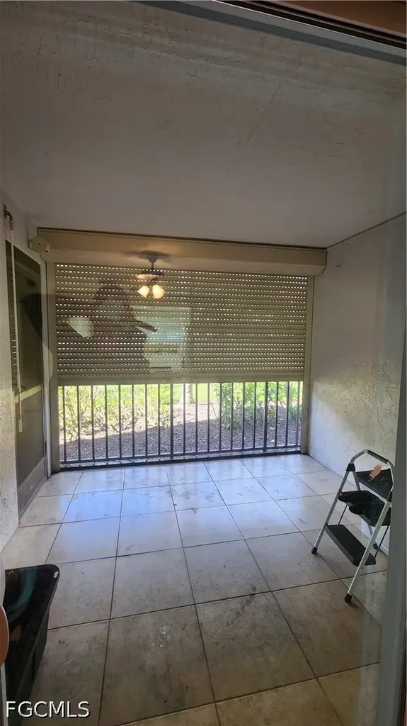 2121 Collier Avenue Fort Myers FL 33901