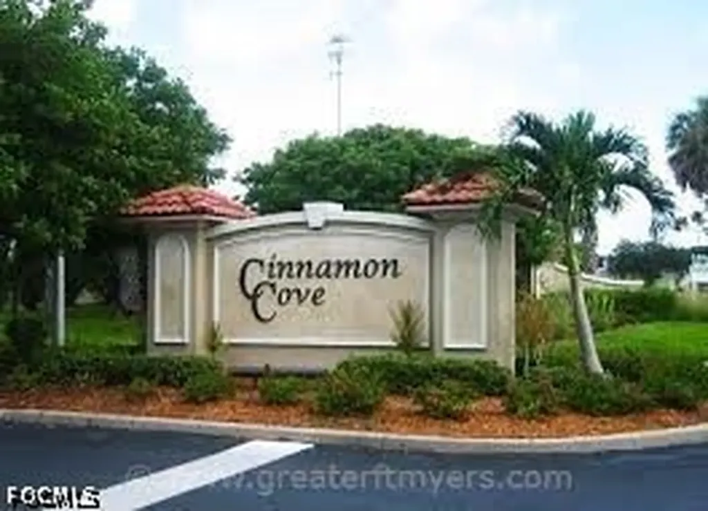 11540 Caravel Circle Fort Myers FL 33908