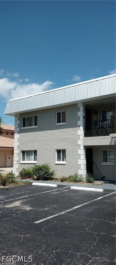 2135 Virginia Avenue Fort Myers FL 33901