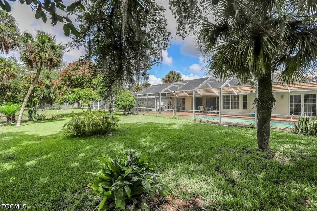 1711 Golfside Village Drive Lehigh Acres FL 33936