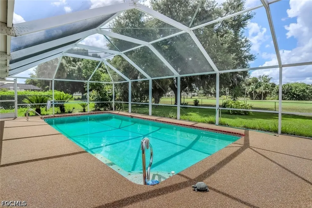 1711 Golfside Village Drive Lehigh Acres FL 33936