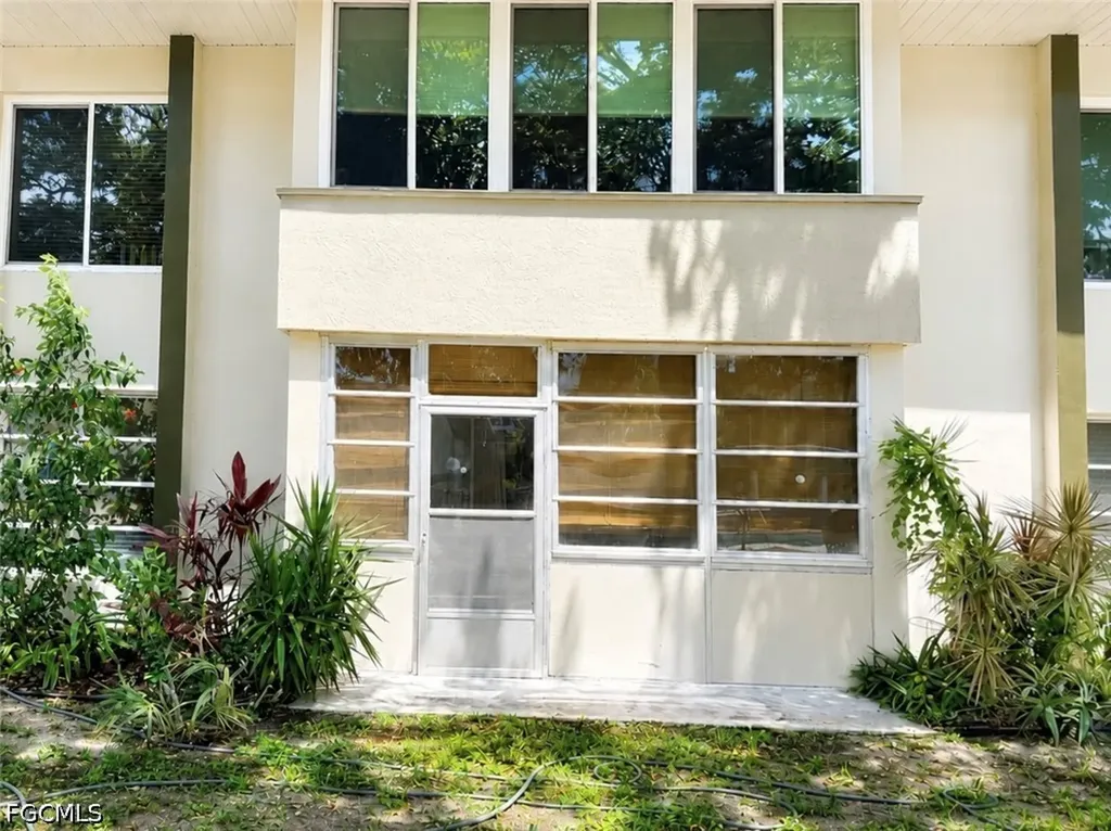2437 Harbor Boulevard Port Charlotte FL 33952
