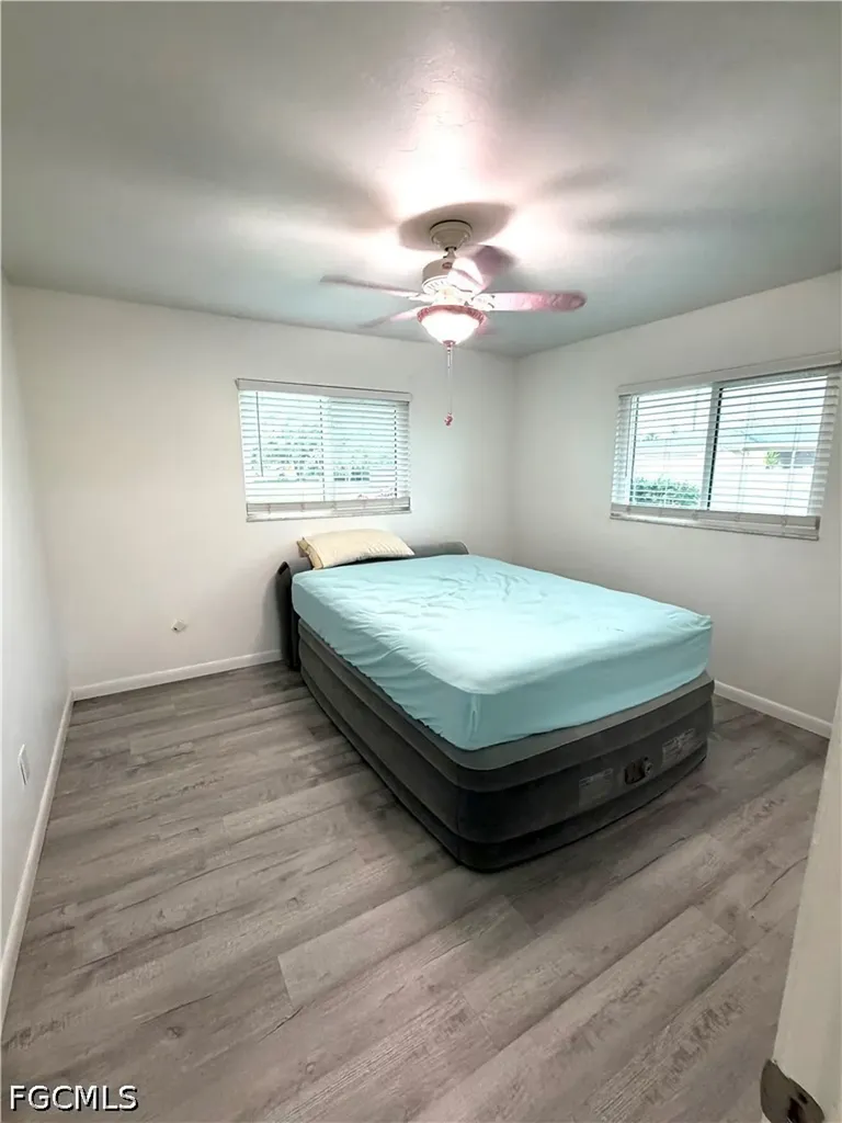 3032 SE Santa Barbara Place Cape Coral FL 33904