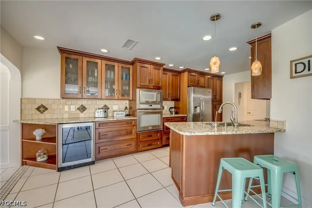 4424 SE 11th Place Cape Coral FL 33904