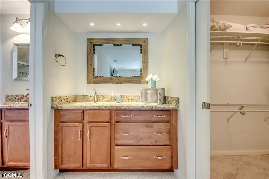 4424 SE 11th Place Cape Coral FL 33904