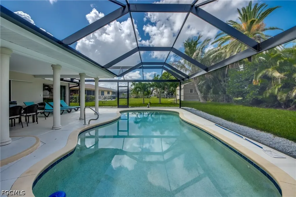 4424 SE 11th Place Cape Coral FL 33904