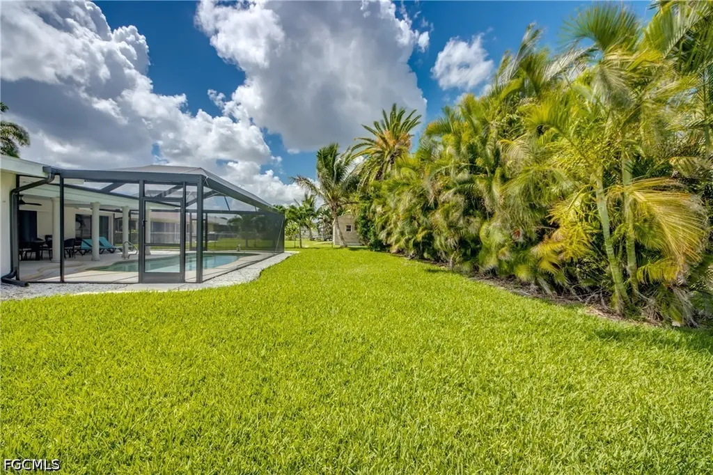 4424 SE 11th Place Cape Coral FL 33904