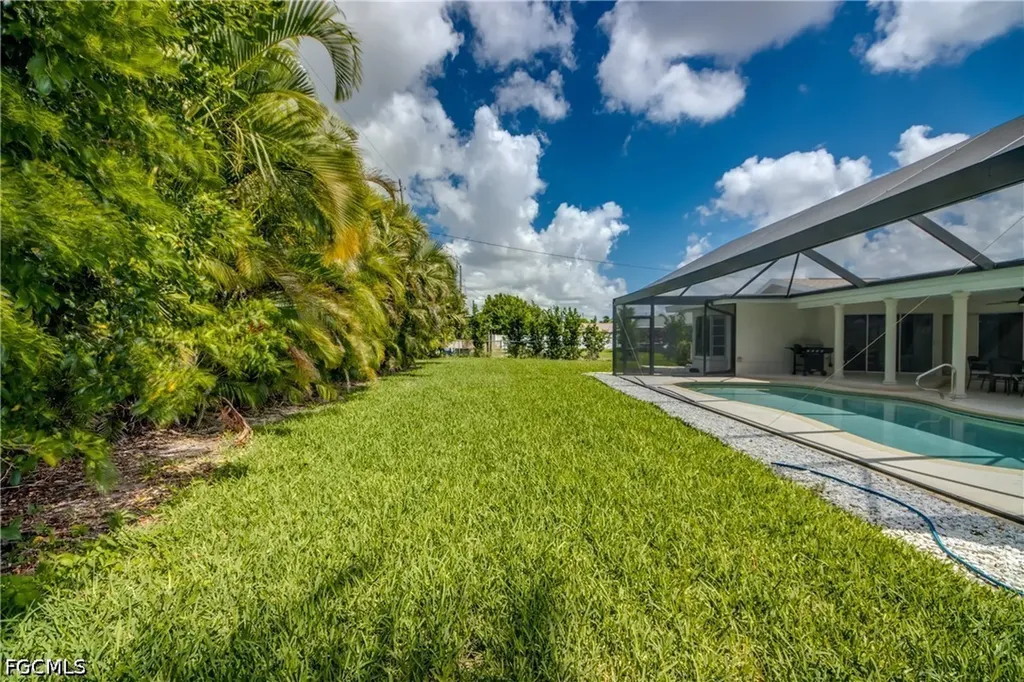 4424 SE 11th Place Cape Coral FL 33904