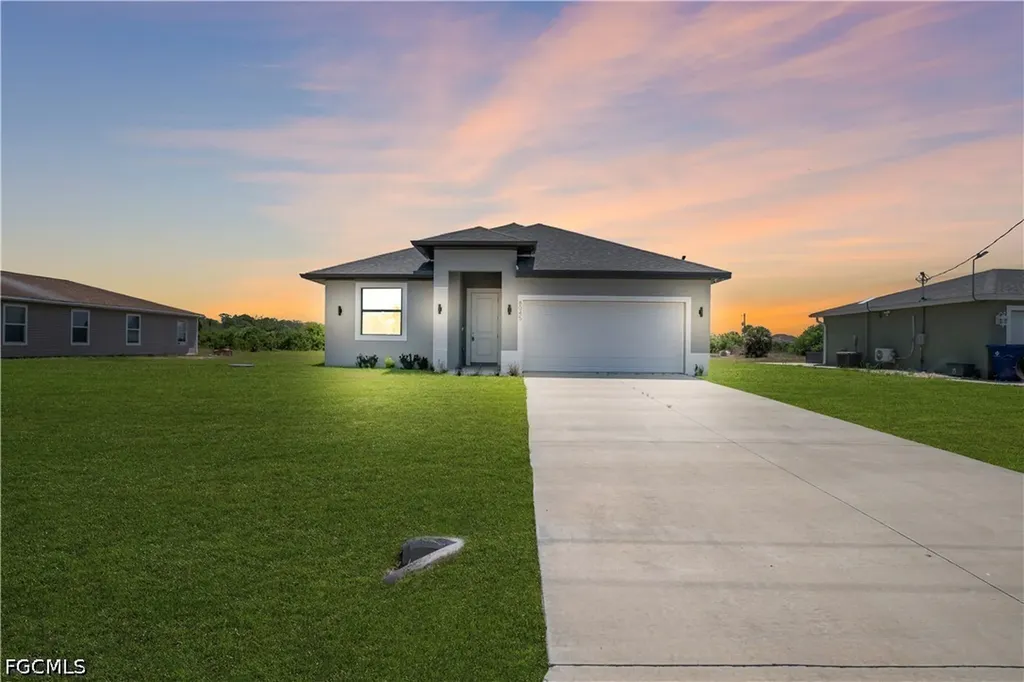 8045 Buttercup Circle Labelle FL 33935