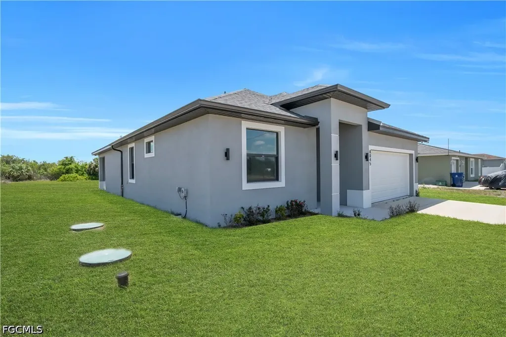 8045 Buttercup Circle Labelle FL 33935