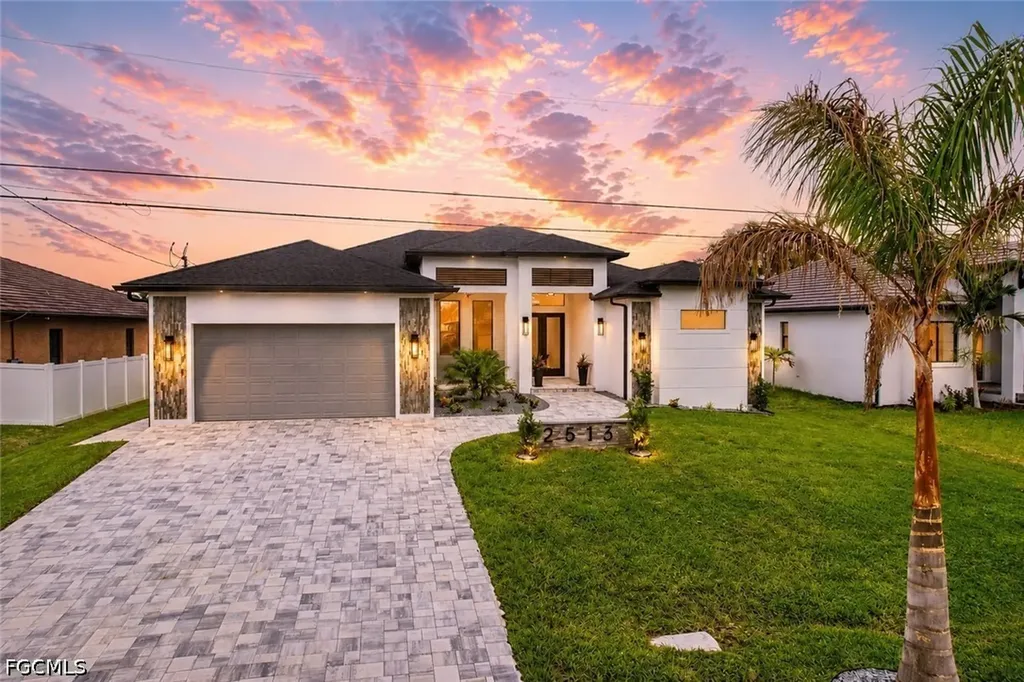2513 SW 25th Avenue Cape Coral FL 33914
