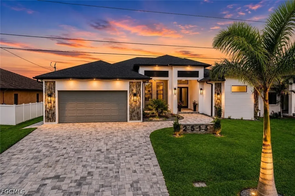 2513 SW 25th Avenue Cape Coral FL 33914