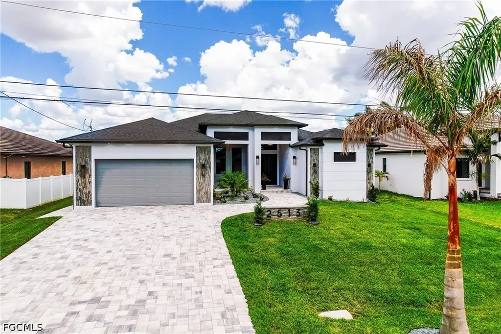 2513 SW 25th Avenue Cape Coral FL 33914