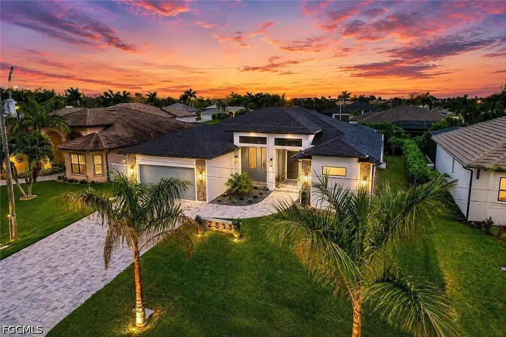 2513 SW 25th Avenue Cape Coral FL 33914