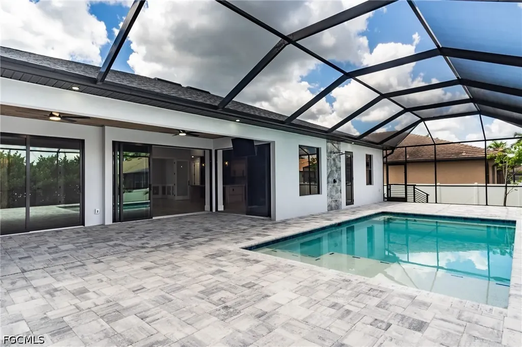 2513 SW 25th Avenue Cape Coral FL 33914