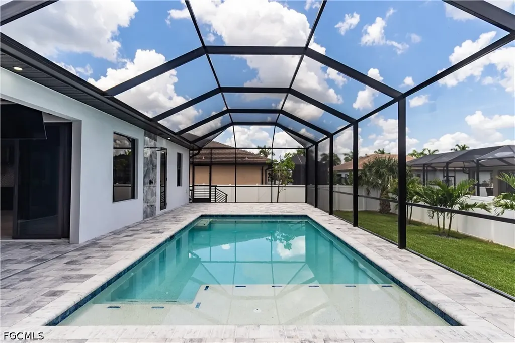 2513 SW 25th Avenue Cape Coral FL 33914