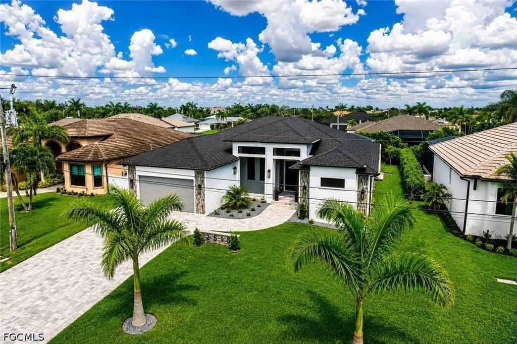 2513 SW 25th Avenue Cape Coral FL 33914