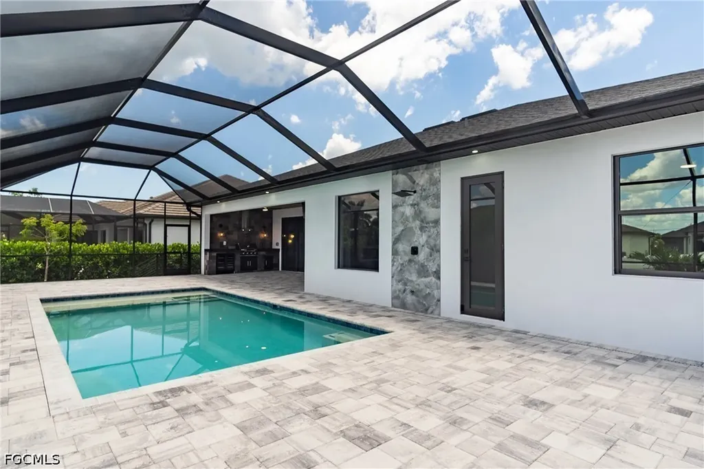 2513 SW 25th Avenue Cape Coral FL 33914