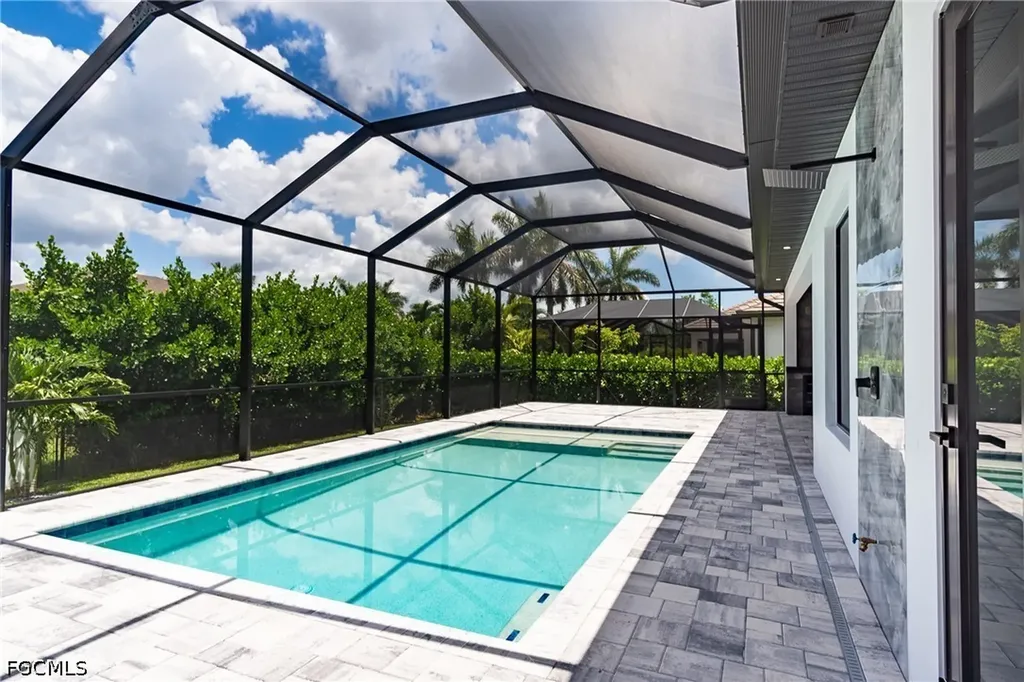 2513 SW 25th Avenue Cape Coral FL 33914