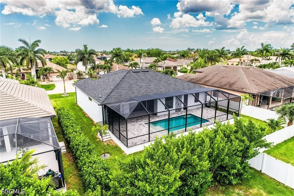 2513 SW 25th Avenue Cape Coral FL 33914