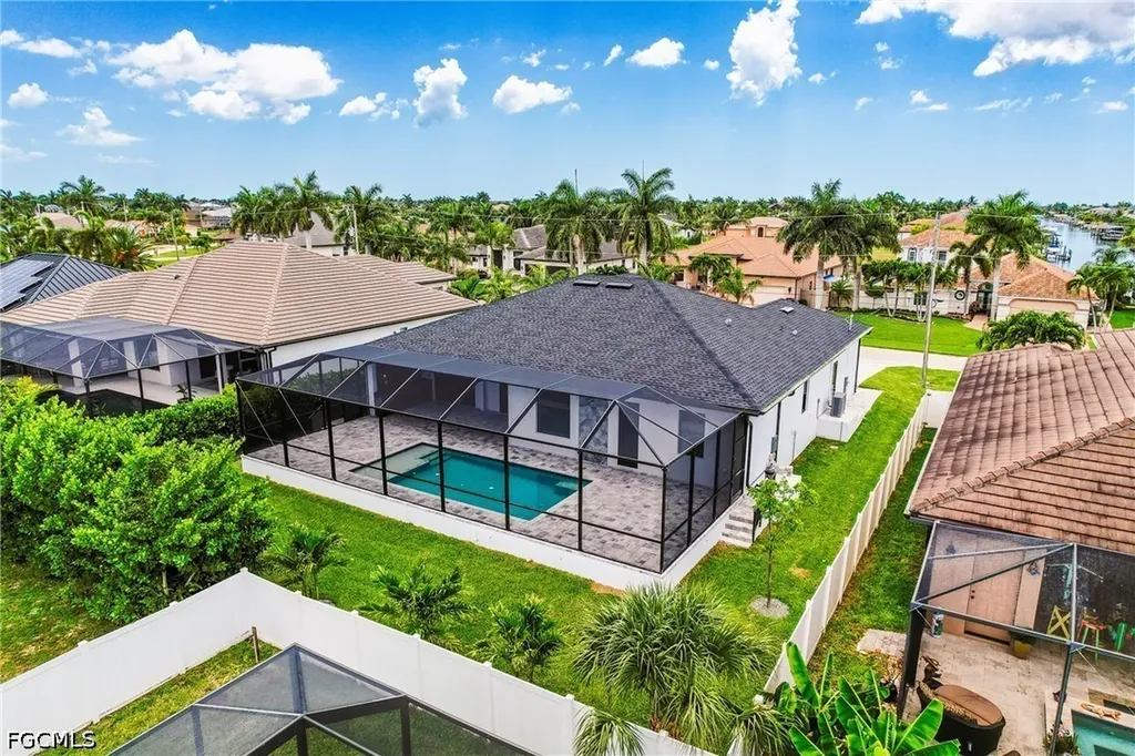 2513 SW 25th Avenue Cape Coral FL 33914