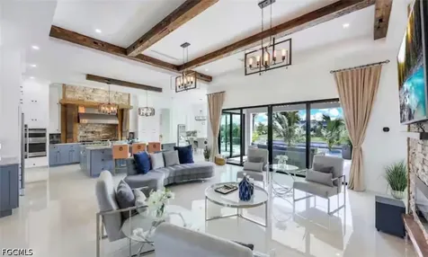 2405 SW 11th Avenue Cape Coral FL 33991